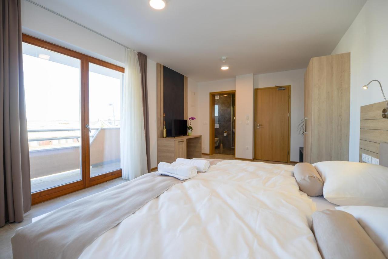 Hotel Baron Smlednik Eksteriør bilde